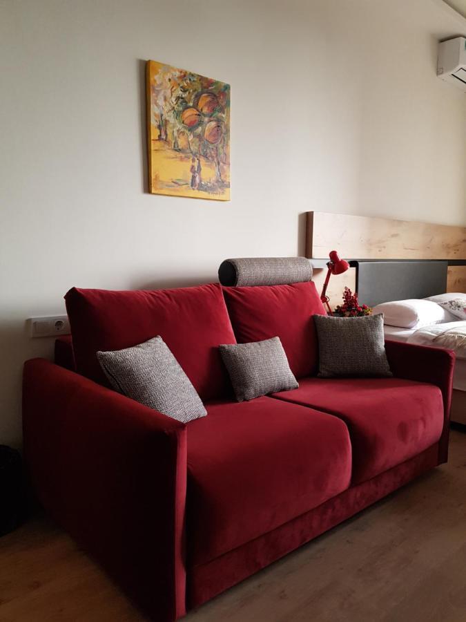 New Downtown Stylish Studio With Mt. Ararat View 耶烈万 外观 照片