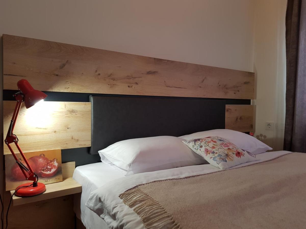 New Downtown Stylish Studio With Mt. Ararat View 耶烈万 外观 照片